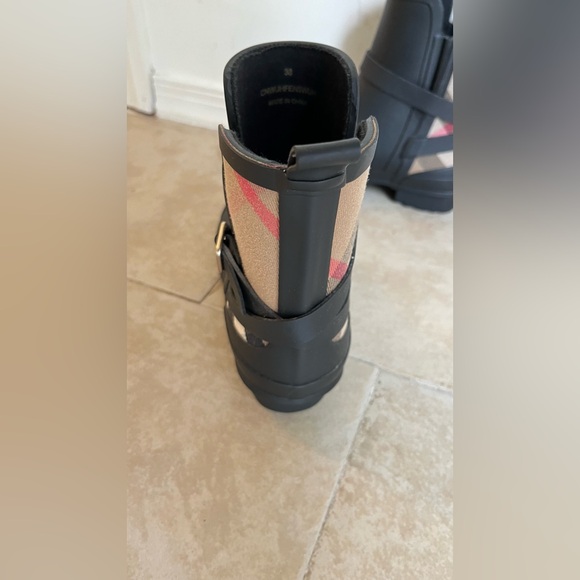 Burberry Rain Boots - Picture 2 of 4